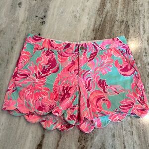 Lilly Pulitzer shorts size 8